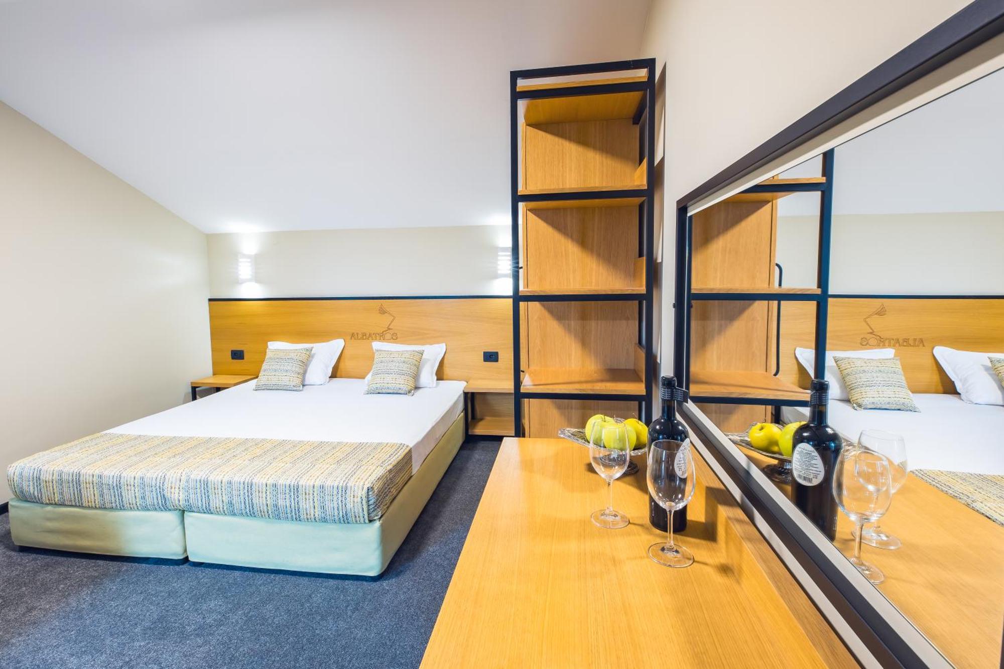 Hotel Albatros New Town Созополь Экстерьер фото